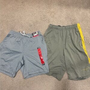 Gray and Olive Men's Shorts 🩳